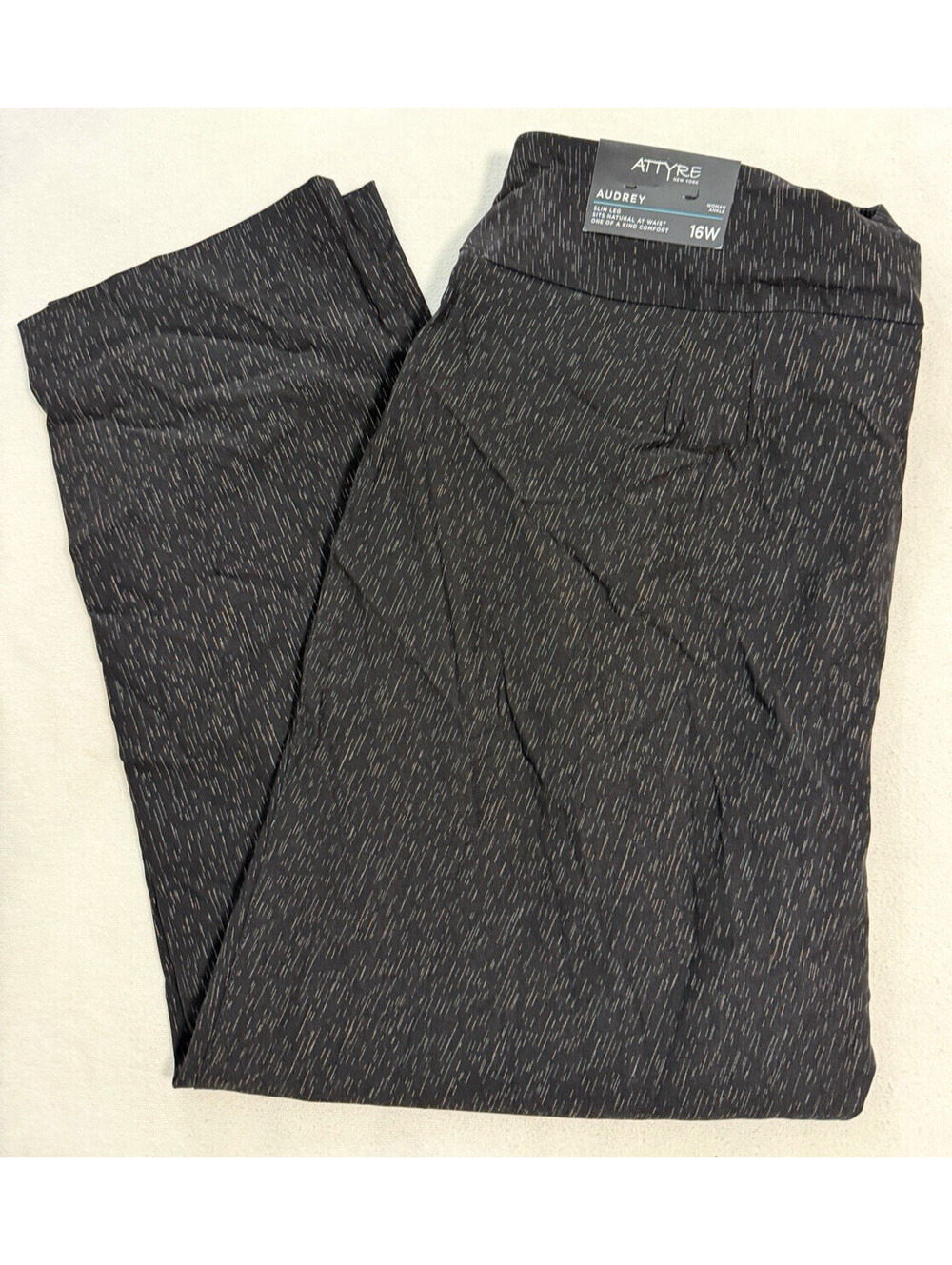 NWT ATTYRE New York Audrey Ankle Pants Women 16W Metallic Slim Leg NWT